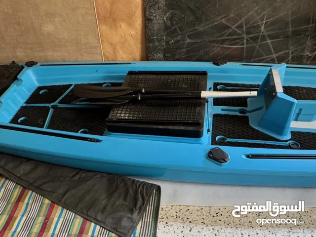 قارب سكيف لا يزال جديد مع مكينه ياماها