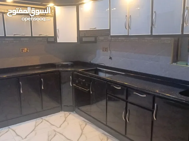 تعلن مجموعة الجوهرة في الطويسة لعمل كافه الالمنيوم من شبابيك وابواب ومطابخ جديد
