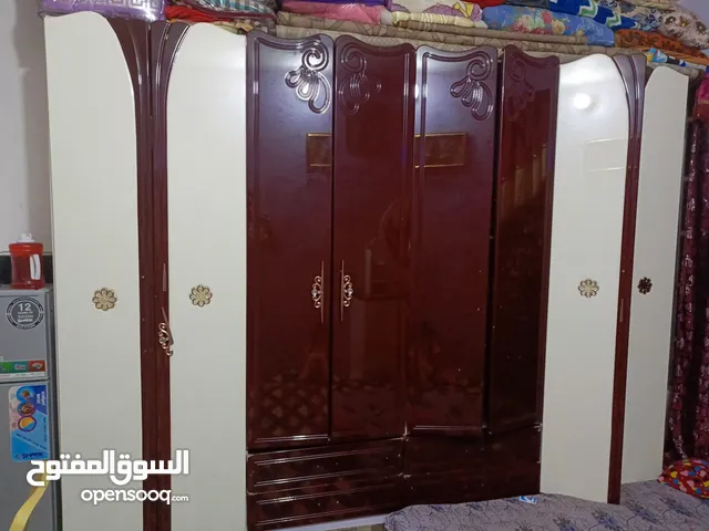 غرفة تركي مستخدمة للبيع مكاني بغداد البلديات ب 150الف اريدها