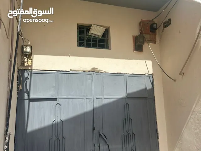 محل تاجوراء امام مركز مرور تاجوراء للايجار