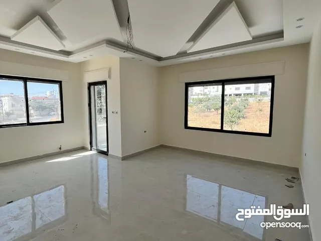 185m2 3 Bedrooms Apartments for Sale in Salt Shafa Al-Amriya