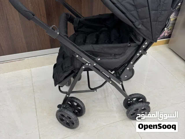 للبيع عربانه أطفال لون اسود من teknum