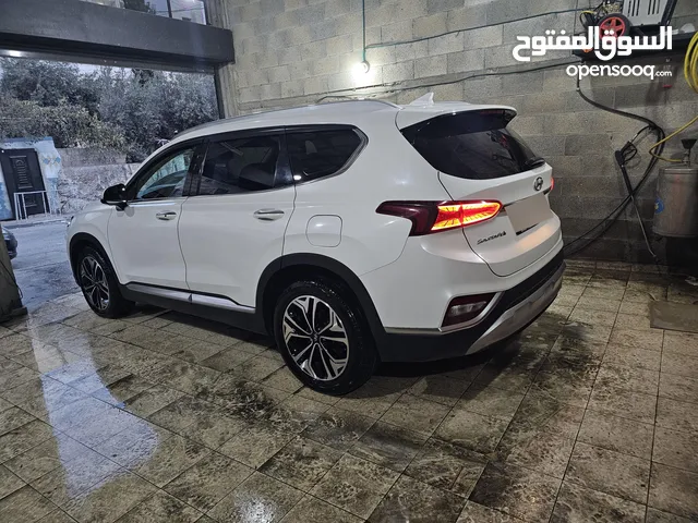 هونداي سنتافيه 2020 ترخيص 19 للبيع. 7 ركاب اصل .عداد قليل