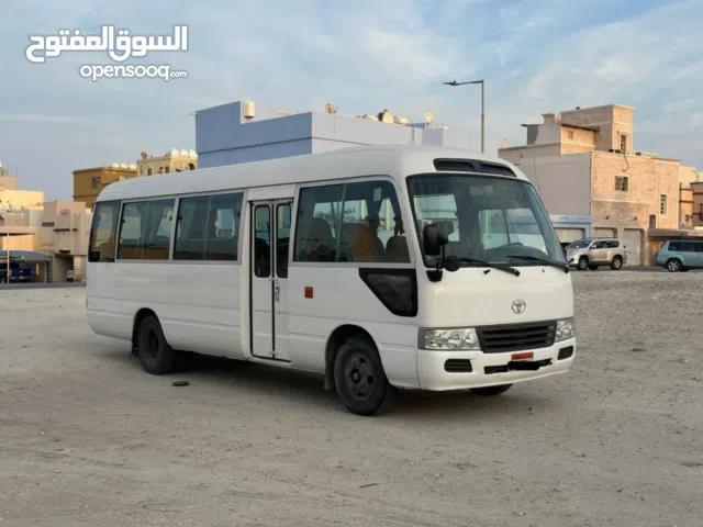 للبيع تويوتا كوستر موديل 2009 بحاله ممتازه  تم عمل تنجيده كامل لداخل  الجاد ما نقصر وياه