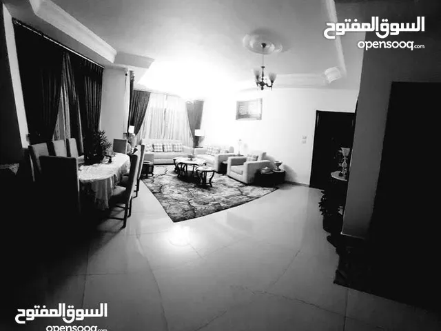 185 m2 3 Bedrooms Apartments for Sale in Amman Umm Zuwaytinah