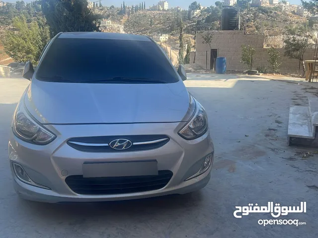 اكسنت بنزين ماتور 1400. بصمه .مرخصه ومامنه .دفعه.35 كاش وشكات 2000