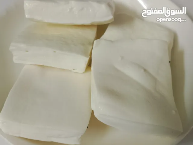 بيع جبنة مشمولة طازج