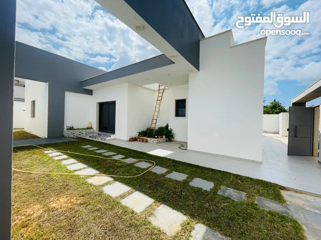 240 m2 3 Bedrooms Villa for Rent in Tripoli Al-Serraj