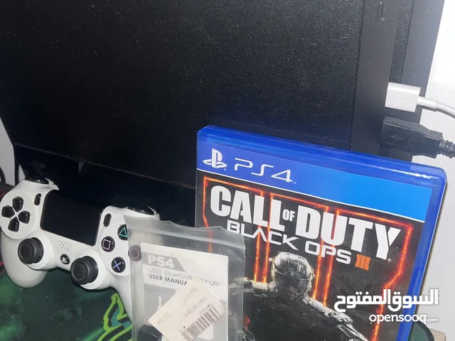 حساب فورت فخم من سيزون 2 +100 سكن +100 اندرهم فرش مظلة ماكو بنر الباص ضمان مدى +سوني 4 وبلك اوبس3