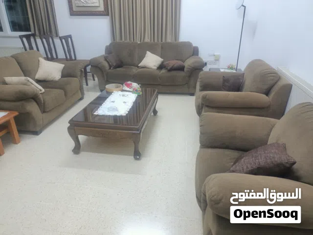 طقم كنب الدب تفصيل  بحاله ممتازه