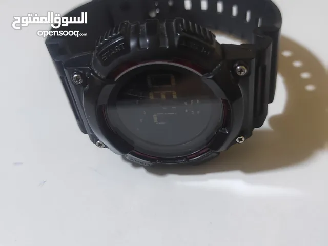 ساعة من ماركة skemi