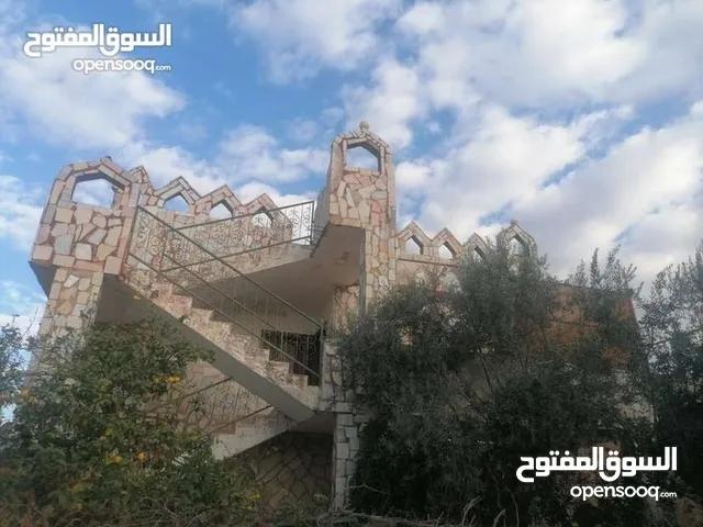 360 m2 4 Bedrooms Townhouse for Sale in Irbid Malka