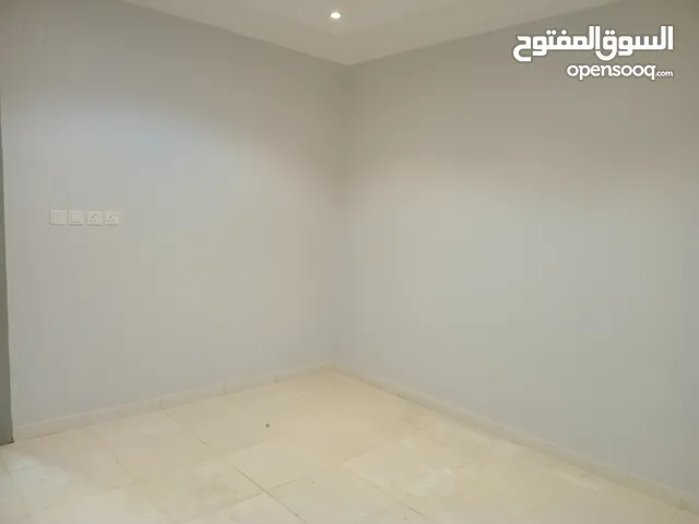 500m2 2 Bedrooms Apartments for Rent in Al Riyadh Al Khaleej