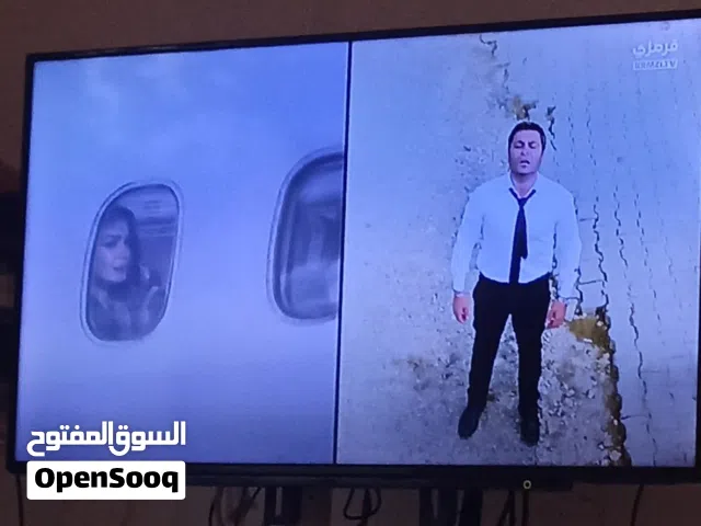 شاشة عادية