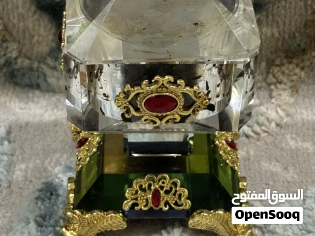 نوادر من التوزيعات والهدايا الخاصة للجادين