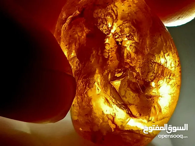 كنوز الاحجار الكريمة الطبيعية