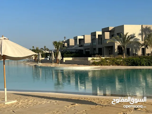 320 m2 5 Bedrooms Villa for Sale in Suez Ain Sokhna