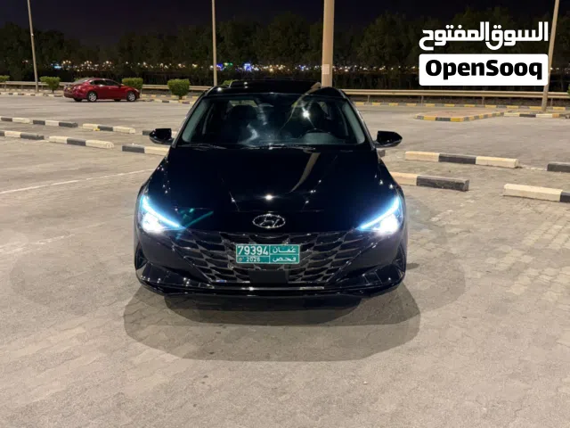 2021 هيونداي النترا SEL