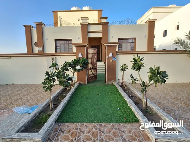 272 m2 5 Bedrooms Townhouse for Sale in Muscat Al Maabilah