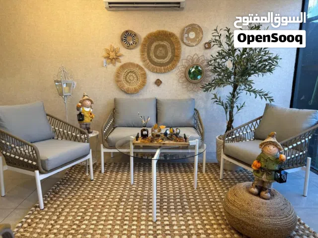 اطقم خارجية للمزارع والمسابح والبلكونة