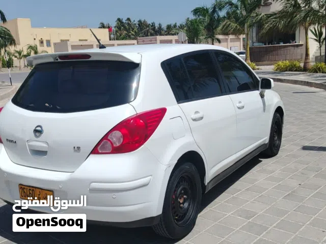2011 نيسان تيدا