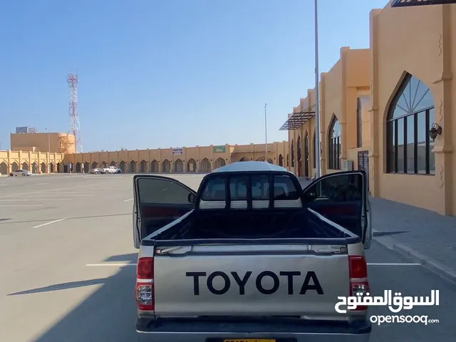 Toyota Hilux 2012 in Al Batinah