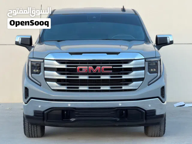 Used GMC Sierra in Sharjah