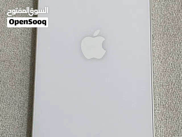 Apple iPhone 13 128 GB in Buraimi