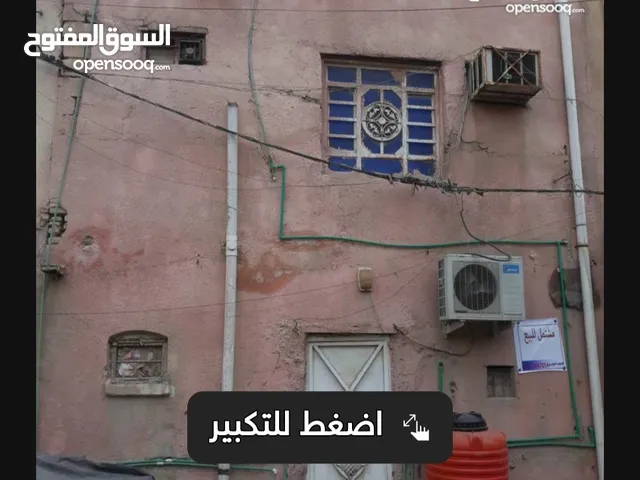 56 m2 2 Bedrooms Townhouse for Sale in Basra Maqal