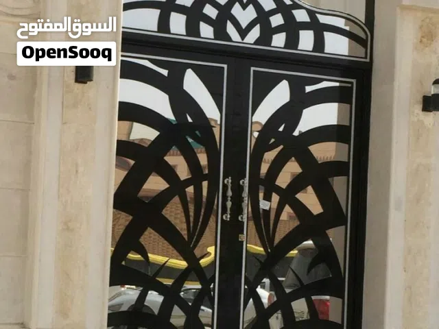 معلم حداد بجدة