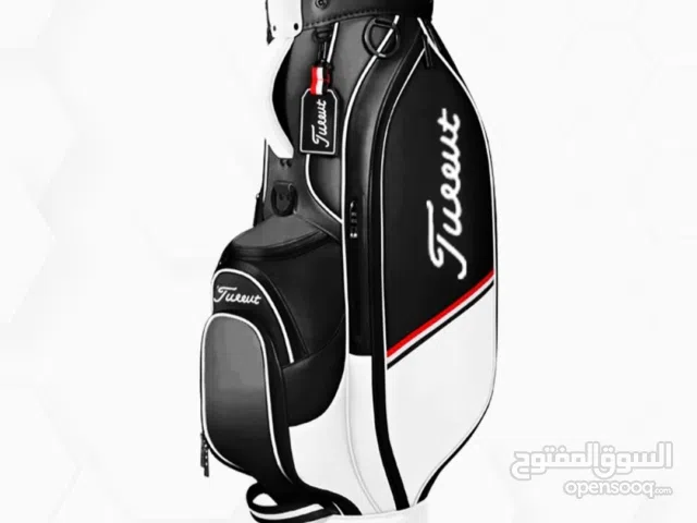 حقيبة جولف Titleist الاحترافية تصميم مرتب، جيوب بتكفي كل أغراضك، خفيفة ومريحة
