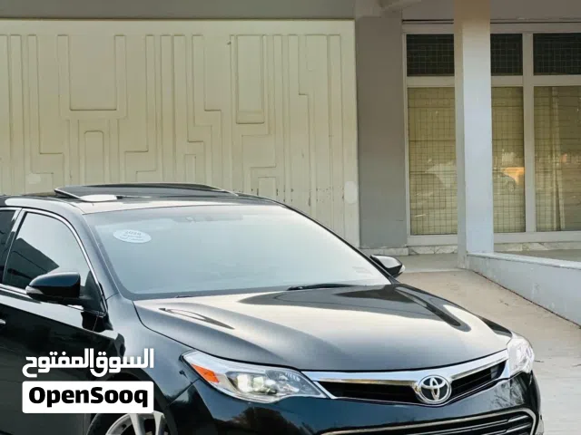 2014 تويوتا افالون Limited