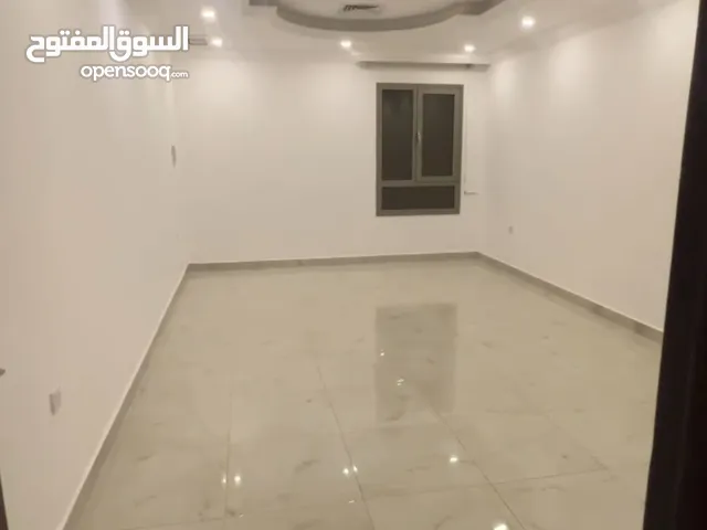 للايبجار شقه في الاندليس 3غرق صاله مطبخ مجهز 3حمامات غرفت خادمه معها حمامها.