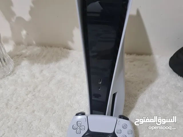 للبيع بليستيشن 5 مع قير رقم تواصل مسجل في الوصف