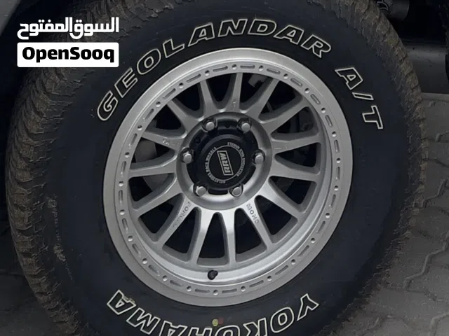 5 رنجات rrw مع اطارات يوكوهاما شبه جداد