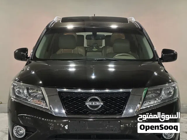 2015 نيسان باثفايندر SV