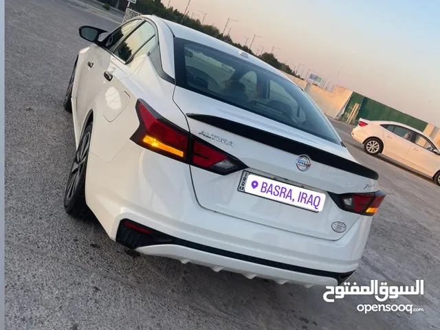 Used Nissan Altima in Basra