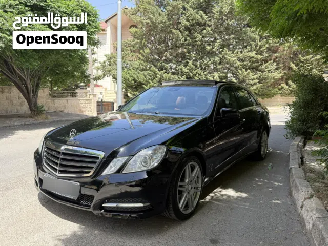 2012 مرسيدس بنز الفئة-E E 200