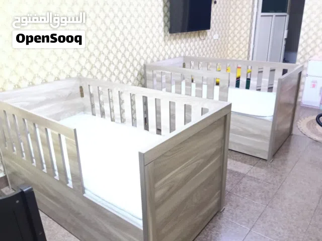 سرير اطفال