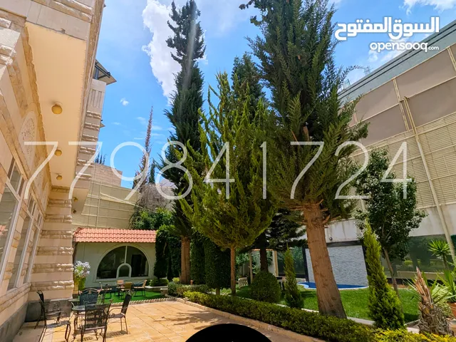 افخر فلة مفروشة للايجار في صنعاء مع مسبح - الموقع جوار الجامعة اللبنانية