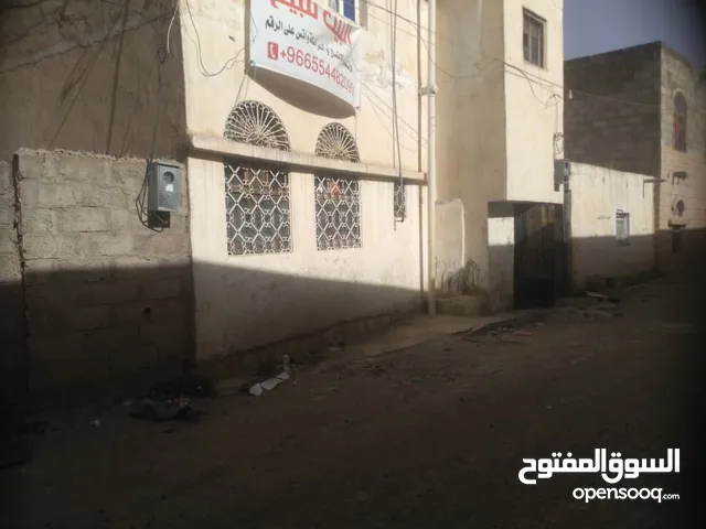 132 m2 More than 6 bedrooms Townhouse for Sale in Sana'a Northern Hasbah neighborhood