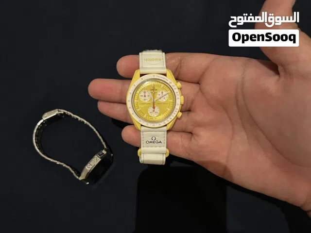 ساعه سواتج مو متاكد اذا اصليه للبيع مع اغراض