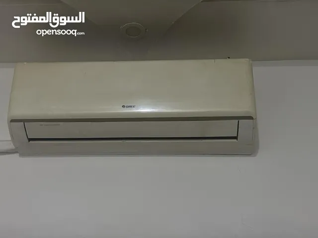 مكيف للبيع متوافر اثنان اذا زادت الرغبه