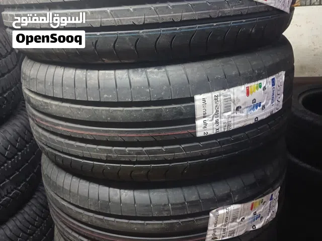 اطارات 18 45 235 الماني اورجنال من اعلا المواصفات يرجى قراءت الوصف جيدا
