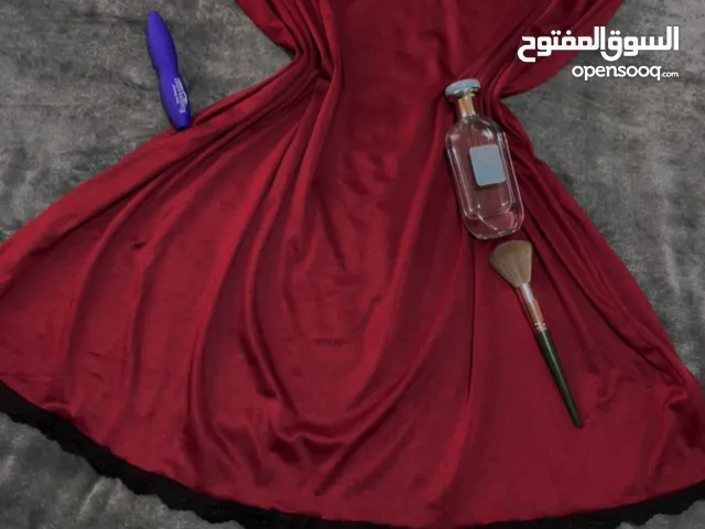 فساتين منزلية للمقاسات الكبيرة راحة وأناقة كل يوم! فساتين واسعة ومريحة بتصاميم أنثوية تناسب ذوقك،