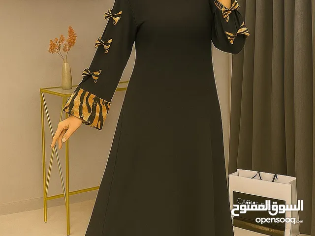 فستان ستاتي تايجر السعر..... 8دنانير وزن 50 لل 85 سي واي