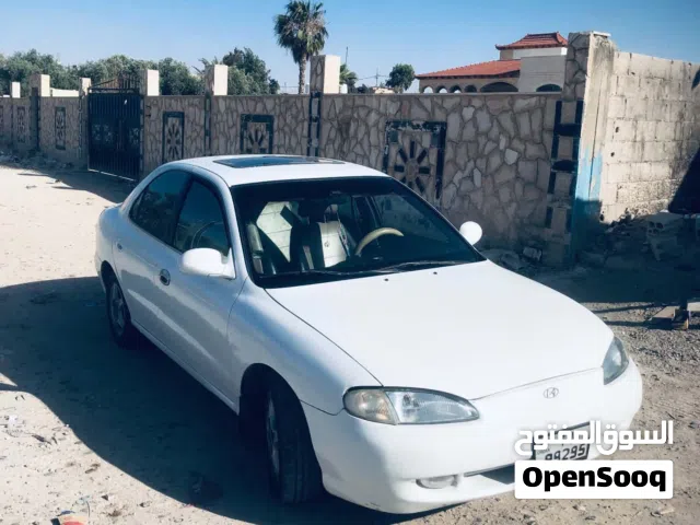 1995 Hyundai Avante Standard