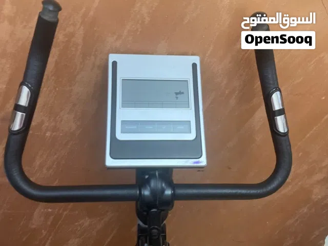 دراجة رياضية ثابتة للبيع
