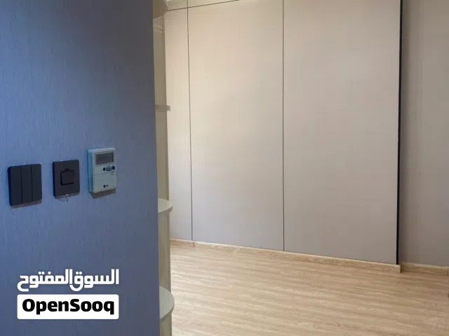 شقة عائلية فاخرة للإيجار السنوي في عجمان - برج ماجستيك (Majestic Towers C3)