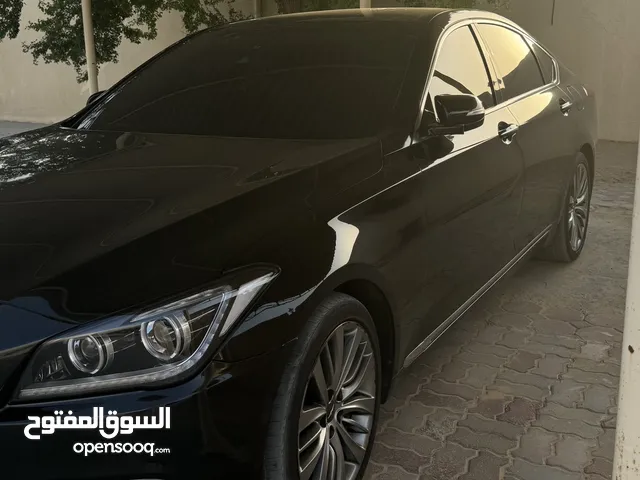 Used Genesis G80 in Sharjah